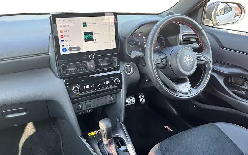 Used Toyota Yaris Cross Sport 131 HP (96 kW) 2025 Silver SUV
