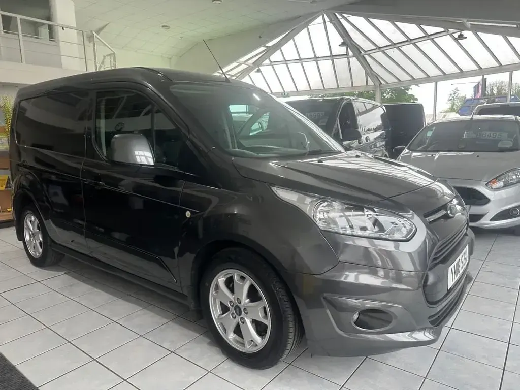 Begagnad Ford Transit Connect Limited 120 HK (88 kW) 2018 Grå Minibuss