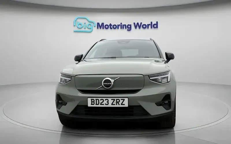 Used Volvo XC40 Plus 300 kW (408 HP) 2022 Green SUV