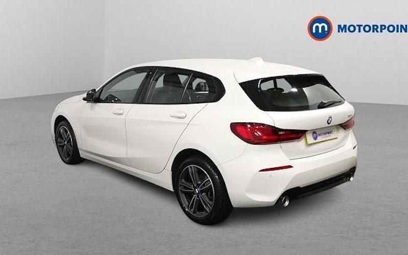 Used BMW 118 Sport Line 150 HP (110 kW) 2021 Hatchback