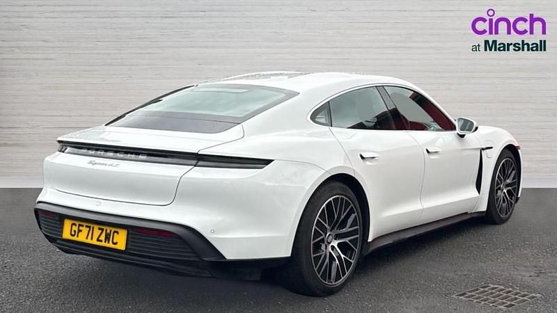 Used Porsche Taycan 419 kW (571 HP) 2021 White Sedan