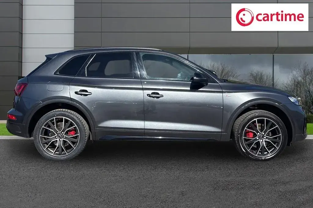 Used Audi Q5 Advanced 2023 Grey SUV