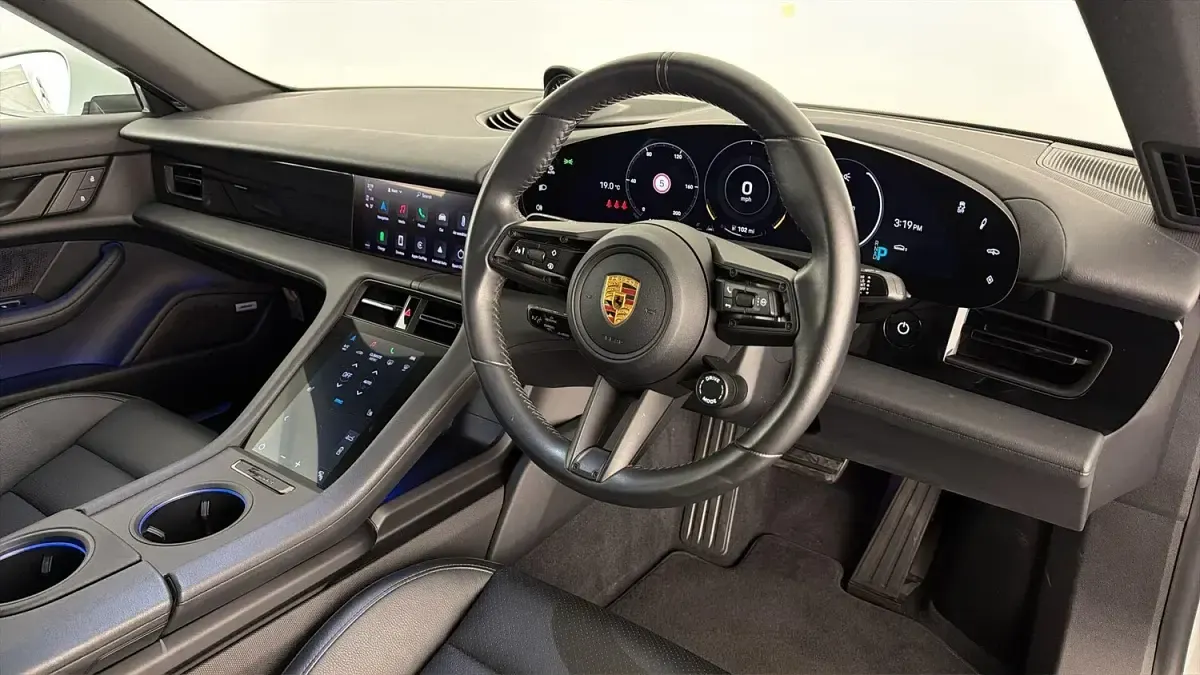 Used Porsche Taycan Performance Package 419 kW (571 HP) 2022 Carerra white Sedan