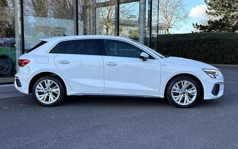 Used Audi A3 Sportback e-tron S-Line 204 HP (150 kW) 2025 Hatchback