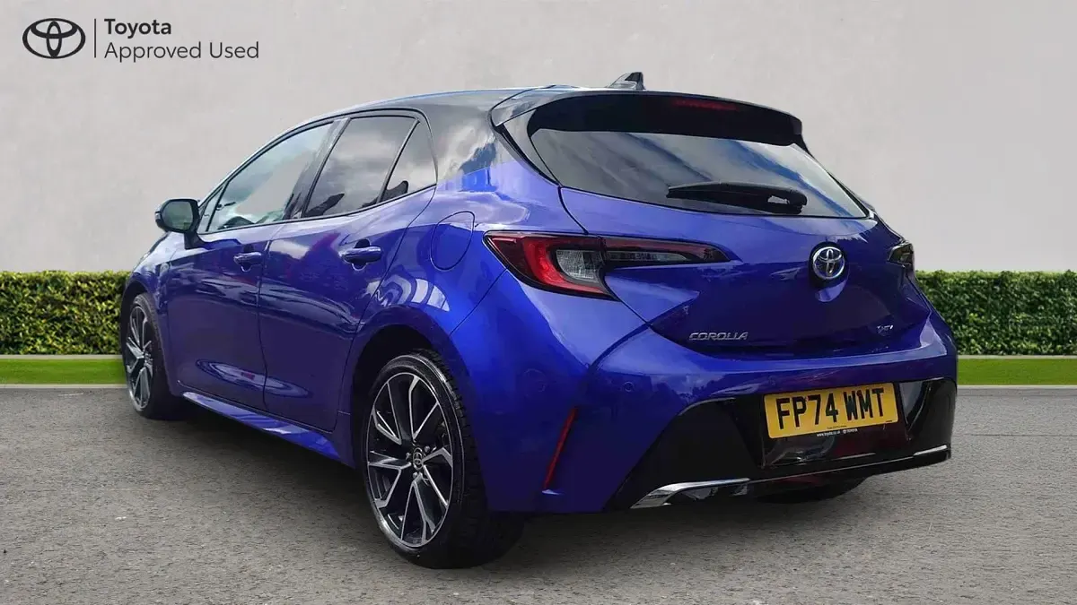 Used Toyota Corolla 140 HP (102 kW) 2024 Juniper blue bitone