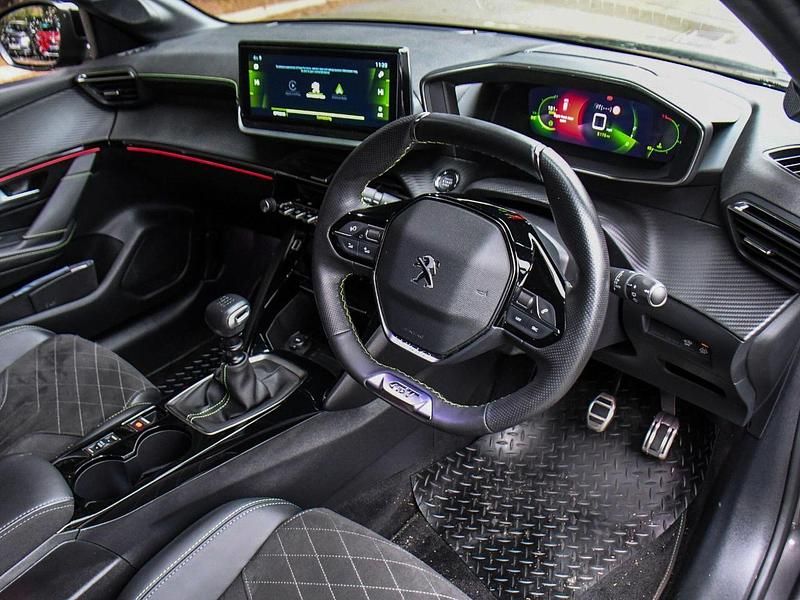 Used Peugeot 208 Premium 99 HP (72 kW) 2022 Grey Hatchback