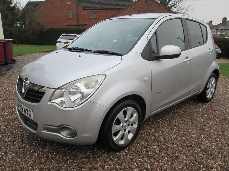 Second-hand Vauxhall Agila Design Edition 2009 Argintiu Monovolum
