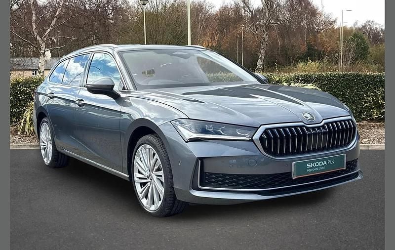Used Skoda Superb LAURIN & KLEMENT 190 HP (139 kW) 2025 Graphite grey metallic Estate