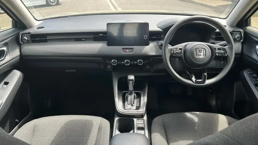 Begagnad Honda HR-V Elegance 131 HK (96 kW) 2023 Beige SUV