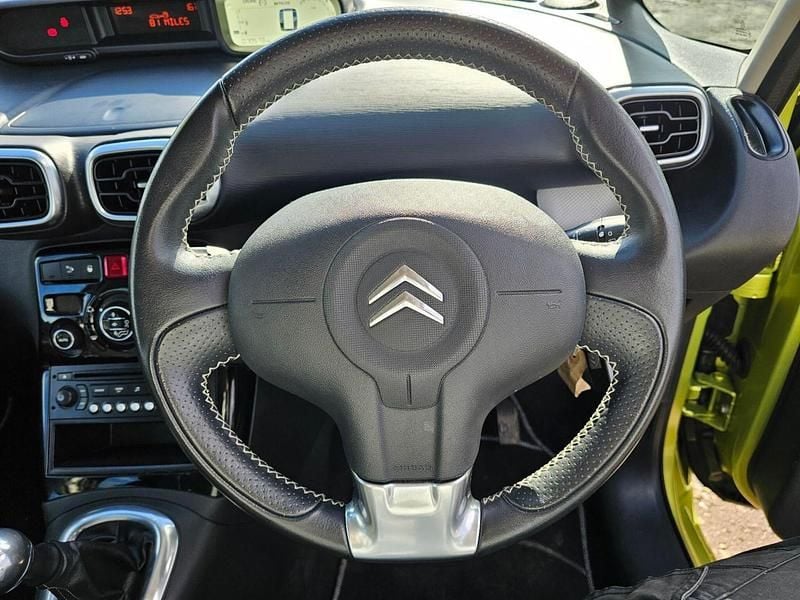 Used Citroën C3 Picasso Exclusive 2011 Green MPV