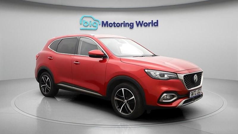 Used MG HS 2023 Red SUV