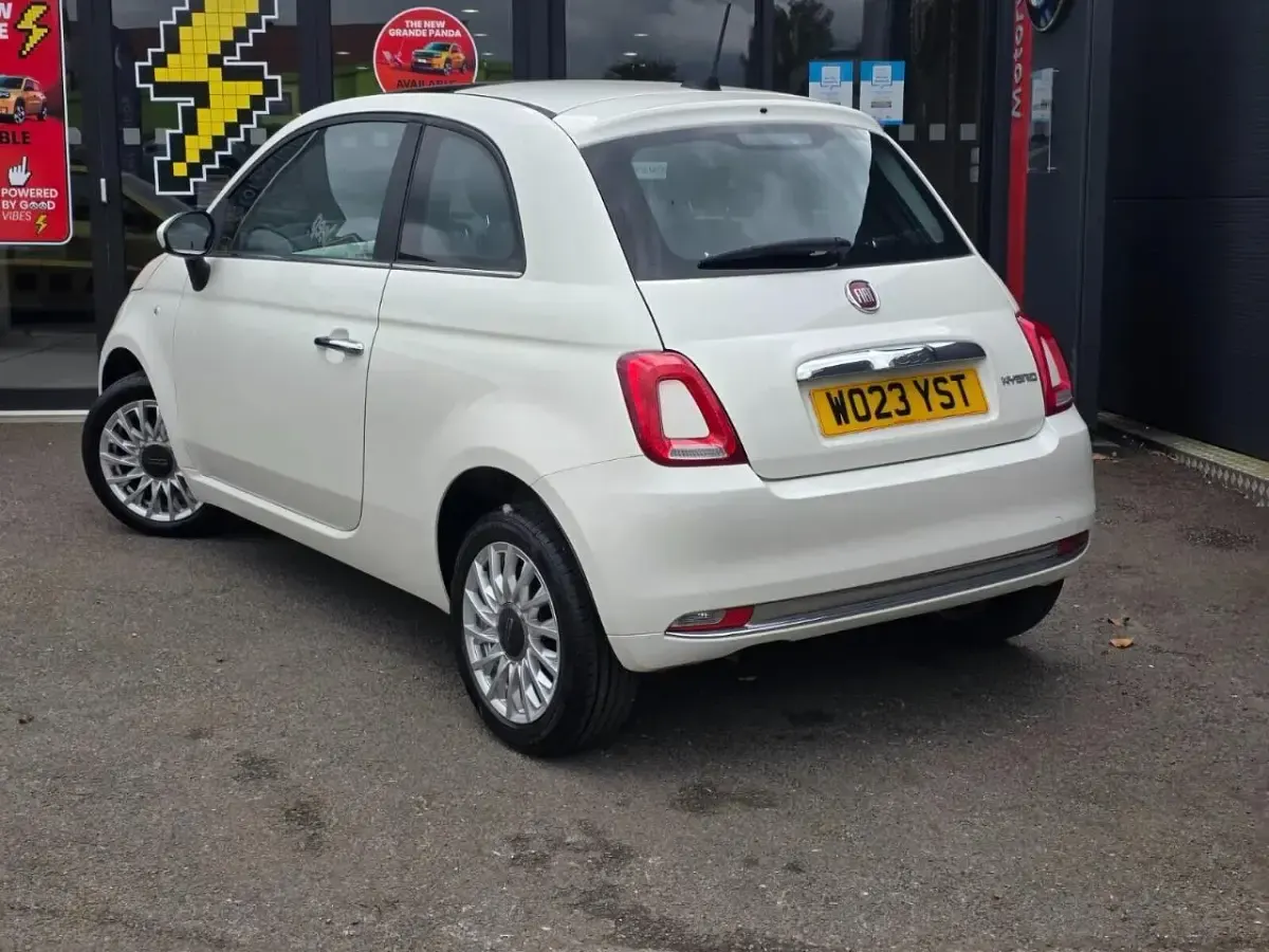 Used Fiat 500 S 70 HP (51 kW) 2023 White Hatchback