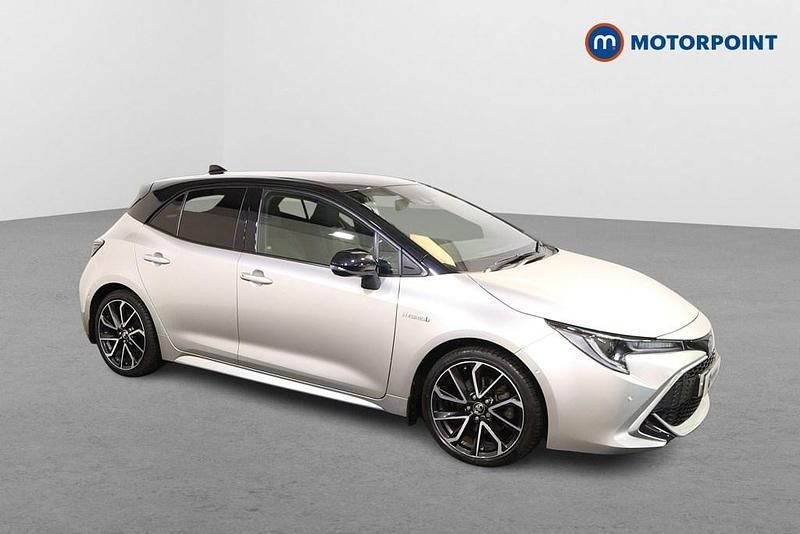 Silver Used 2019 Toyota Corolla Hatchback | £16,199 (Good price) - Image 1/4