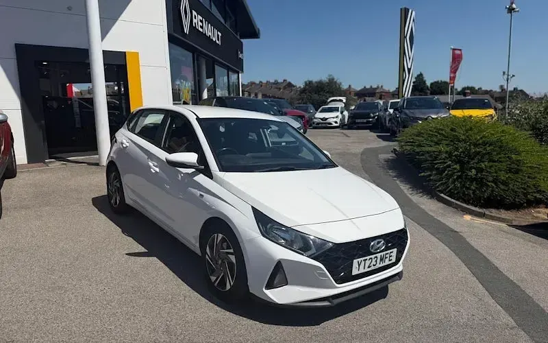 Used Hyundai i20 SE 101 HP (74 kW) 2023 Hatchback