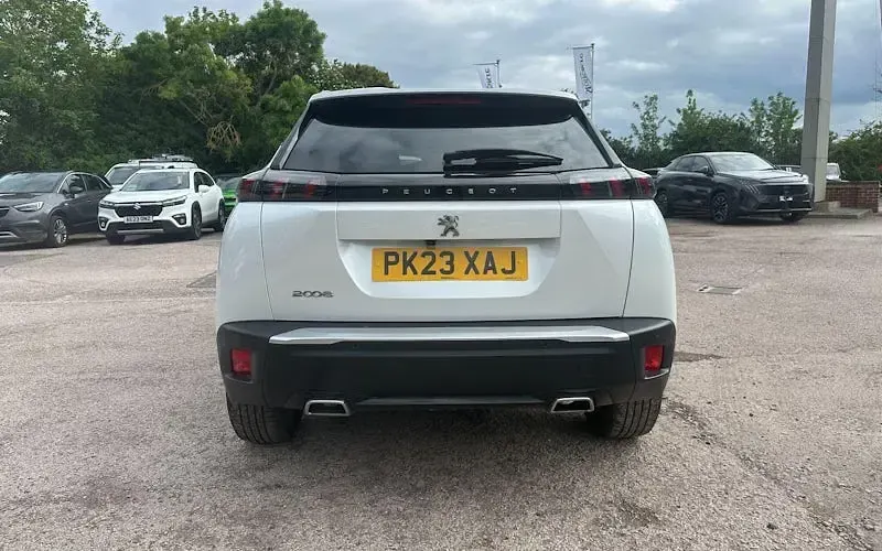 Used Peugeot 2008 Allure+ 131 HP (96 kW) 2023 White SUV