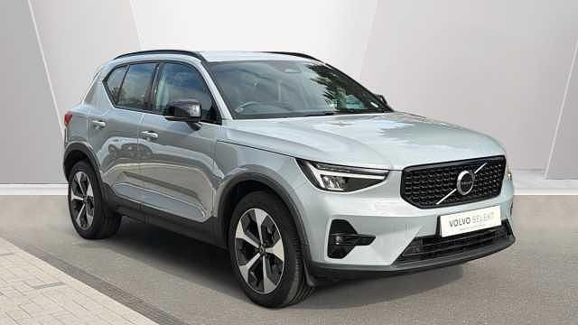 Used Volvo XC40 Plus 194 HP (142 kW) 2025 SUV