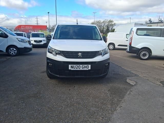 Used Peugeot Partner 2020 White MPV