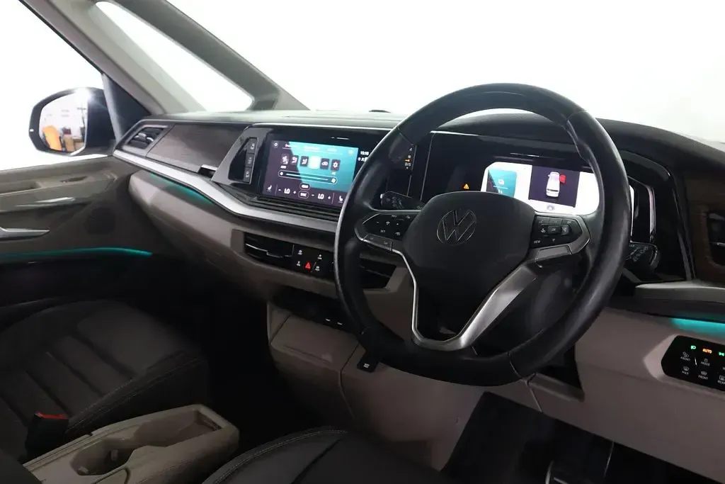 Used VW Multivan Style 218 HP (160 kW) 2022 Grey MPV