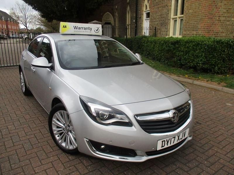 Used Vauxhall Insignia Design Edition 2017 Silver Hatchback