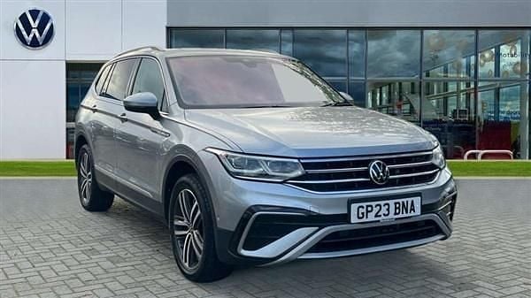 Pyrite silver metallic Used 2023 VW Tiguan Allspace R-line SUV | £27,846 (Fair price) - Image 1/4