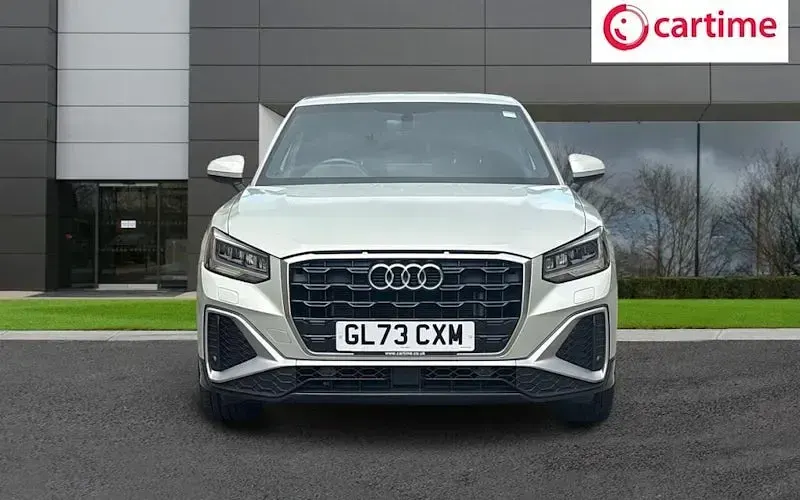 Used Audi Q2 S-Line 110 HP (80 kW) 2023 Silver SUV