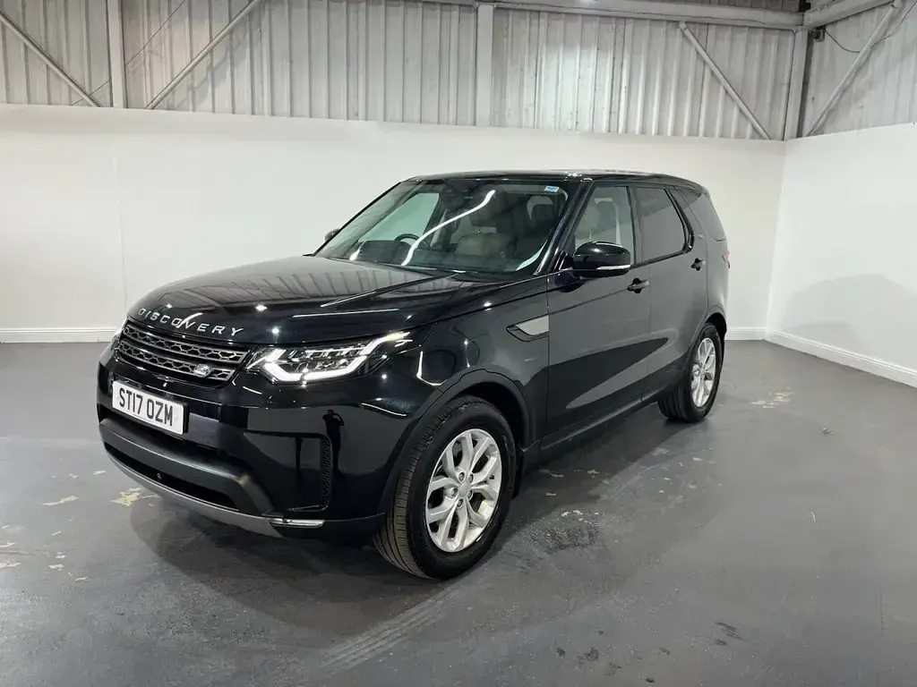 Used Land Rover Discovery SE 258 HP (189 kW) 2017 Black SUV