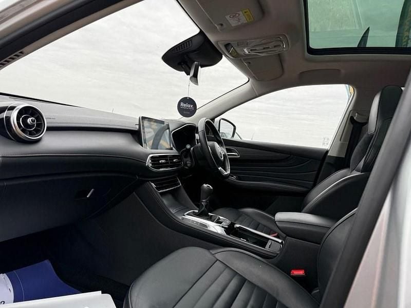 Usado MG HS Exclusive 162 CV (119 kW) 2023 Plateado SUV
