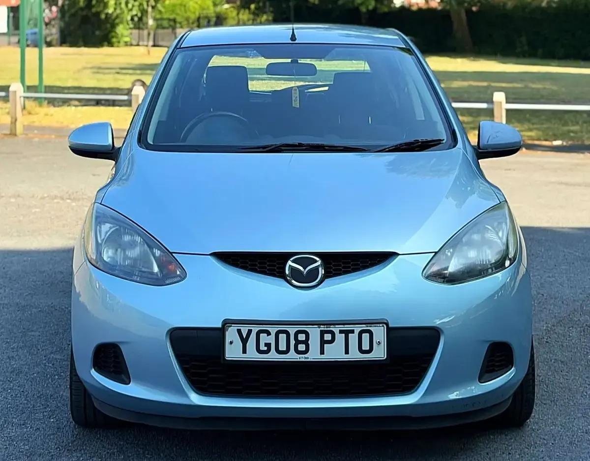 Used Mazda 2 86 HP (63 kW) 2008 Blue Hatchback