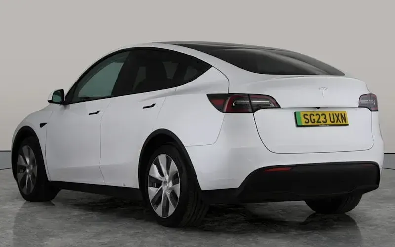 Used Tesla Model Y RWD 254 kW (346 HP) 2023 White SUV