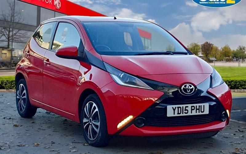 Used 2018 Toyota Aygo X-play Hatchback | £5,290 (Super price) - Image 1/4