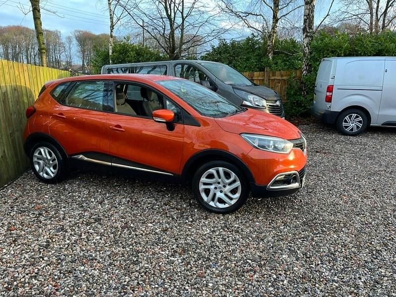 Orange Used 2014 Renault Captur Dynamique SUV | £4,295 (Good price) - Image 1/4