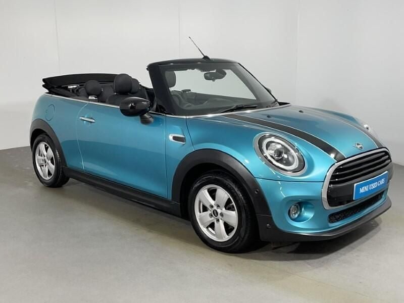 Green Used 2021 Mini Cooper Classic Hatchback | £16,250 (Good price) - Image 1/4