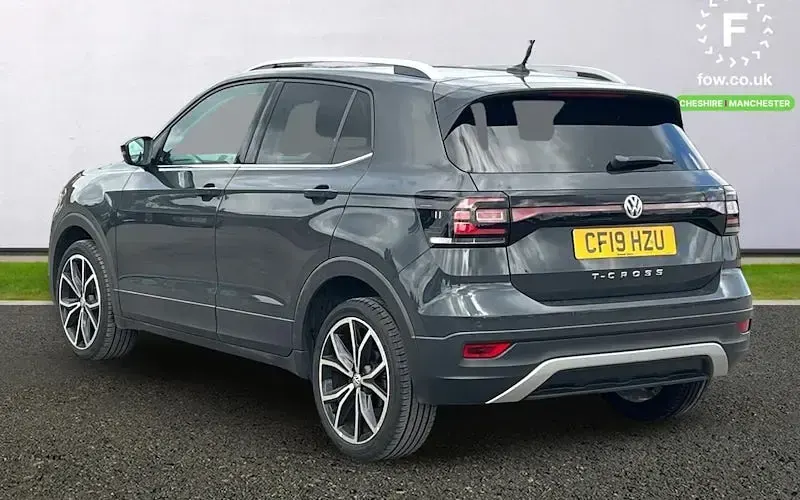 Gebraucht VW T-Cross SEL 116 PS (85 kW) 2019 Grau SUV