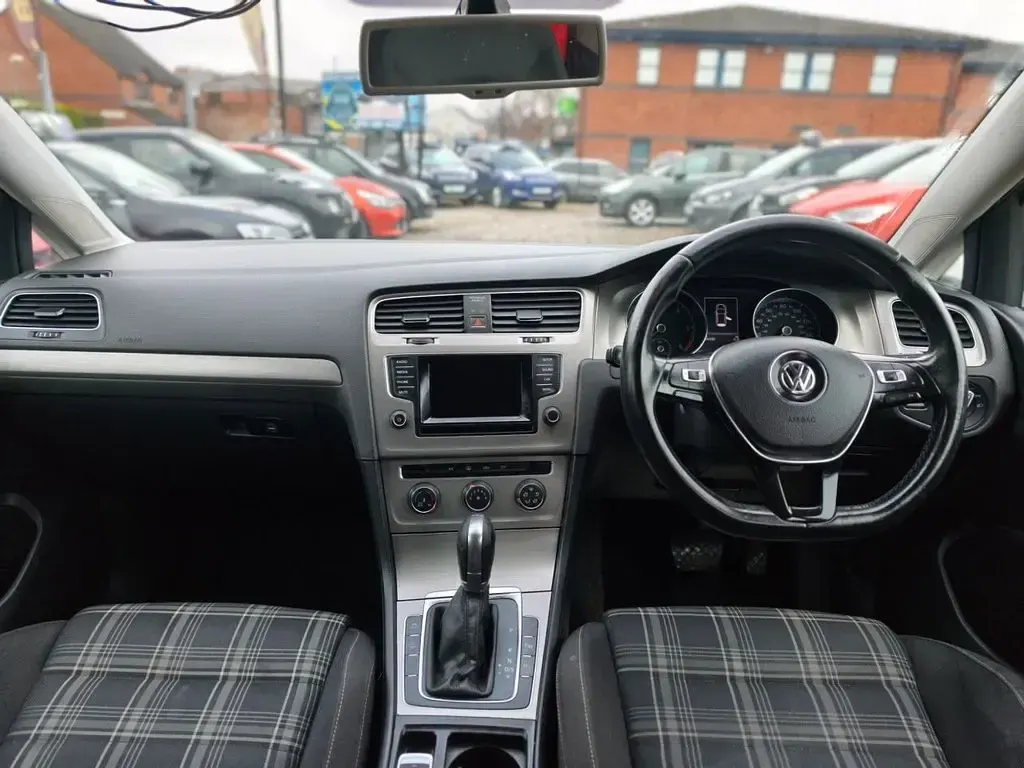 Used VW Golf VII Match 105 HP (77 kW) 2015 Grey Hatchback