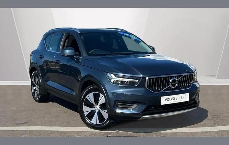 Blue Used 2021 Volvo XC40 Inscription SUV | £22,750 (Fair price) - Image 1/3