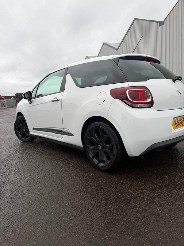 Used DS Automobiles DS3 Elegance 2016 White Hatchback