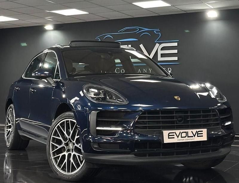 Blue Used 2019 Porsche Macan SUV | £35,995 (Fair price) - Image 1/4