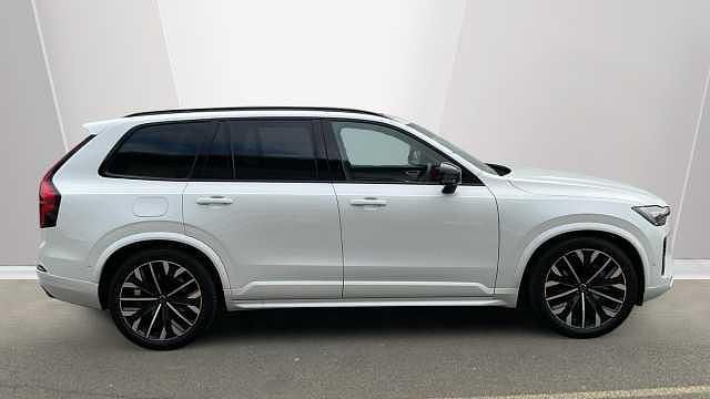 Used Volvo XC90 Ultra 247 HP (181 kW) 2025 White SUV