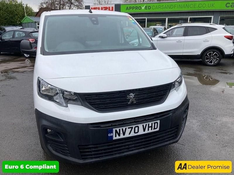 Used Peugeot Partner 2021 White MPV