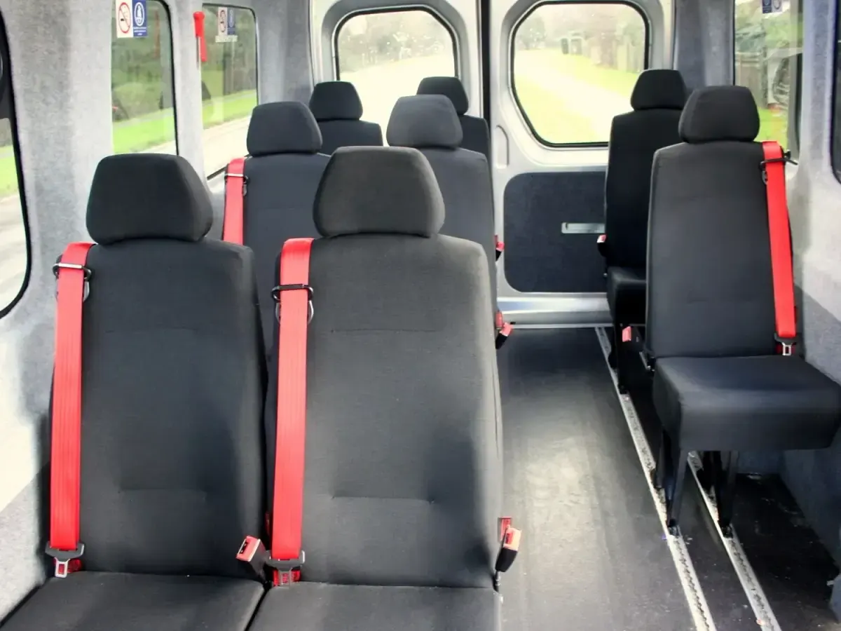 Used Maxus V90 163 HP (119 kW) 2023 Silver Van
