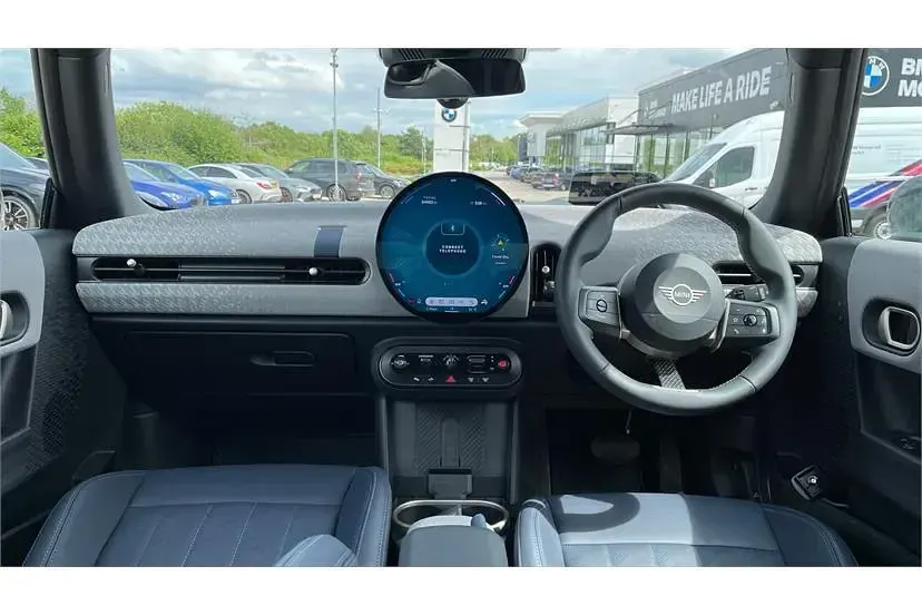 Used Mini Cooper Hatch 114 kW (156 HP) 2026 White Hatchback