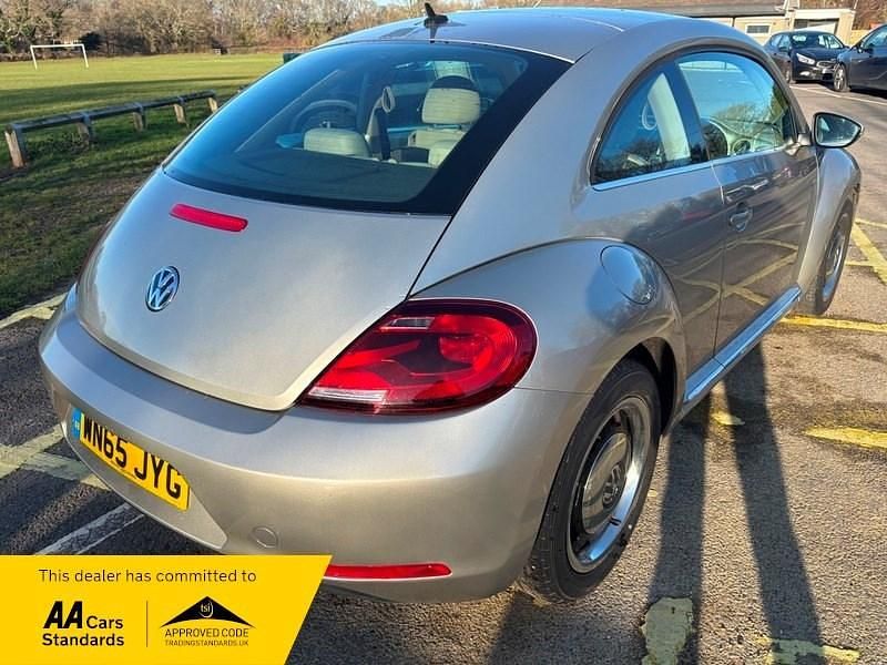 Used VW Beetle Design 105 HP (77 kW) 2015 Silver Hatchback