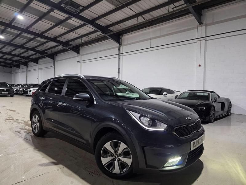 Used Kia Niro 139 HP (102 kW) 2019 Grey SUV
