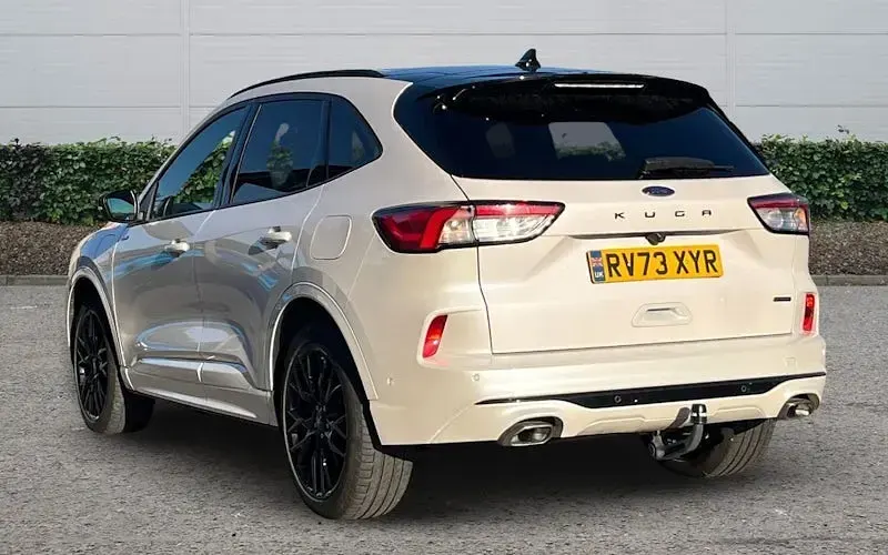 Used Ford Kuga ST-Line X 224 HP (164 kW) 2023 White SUV