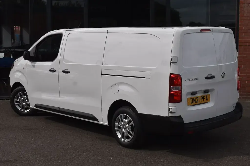 Used Vauxhall Vivaro S 2021 White jade MPV