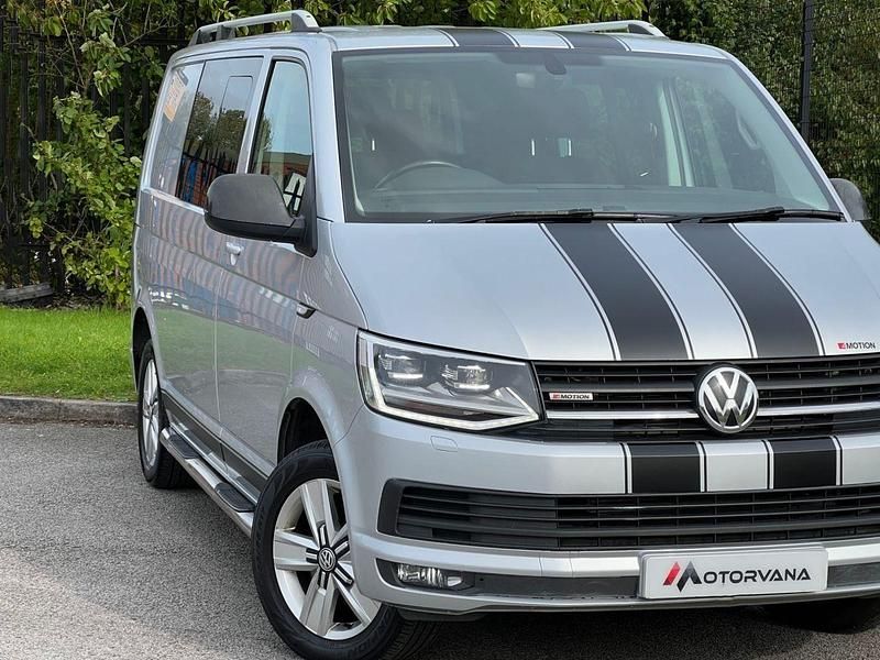 Begagnad VW Transporter Highline 177 HK (130 kW) 2016 Silver Van