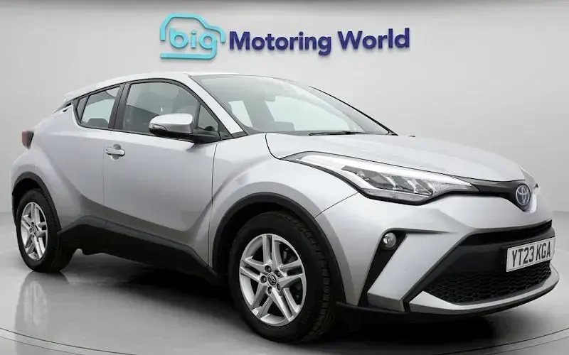 Used Toyota C-HR 122 HP (89 kW) 2023 SUV