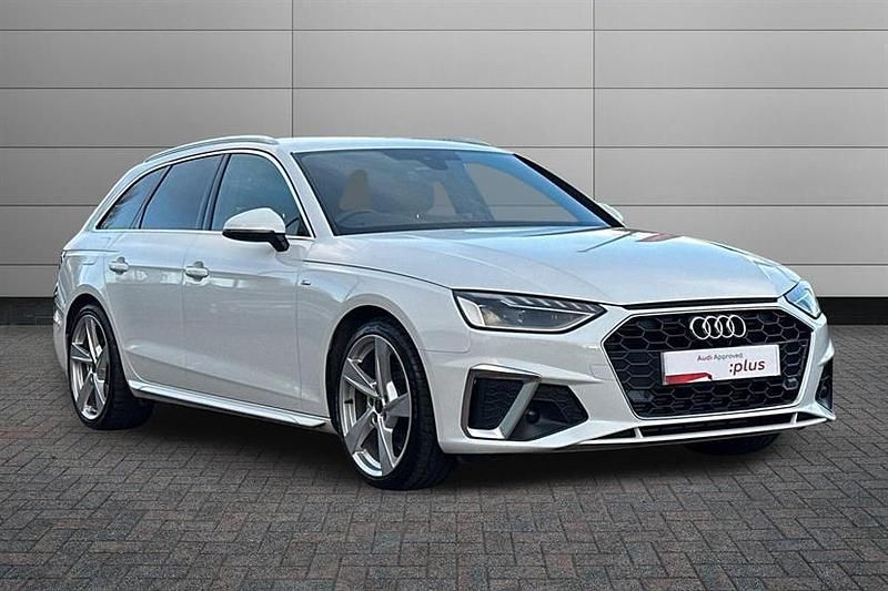 Glacier white Used 2023 Audi A4 S-Line Estate | £25,150 (Fair price) - Image 1/4