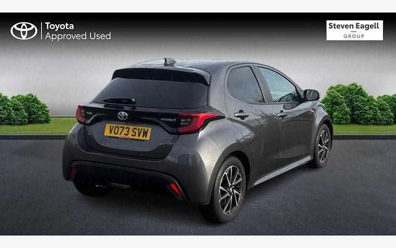 Used Toyota Yaris Hybrid Design 116 HP (85 kW) 2025 Hatchback