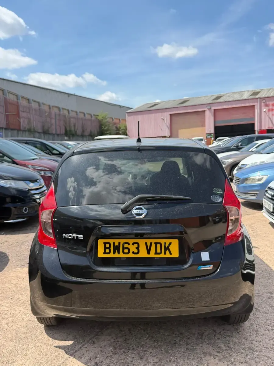 Used Nissan Note 98 HP (72 kW) 2013 Black Hatchback